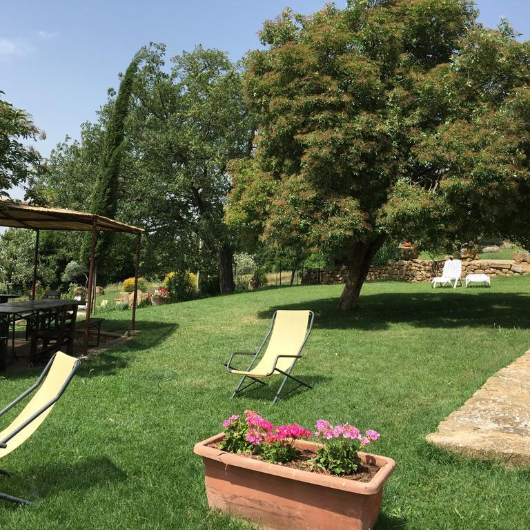 Villa Fonte All'Oppio Con Area Piscina Recintata Pienza Exterior photo
